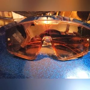 Oversized gradient sunglasses